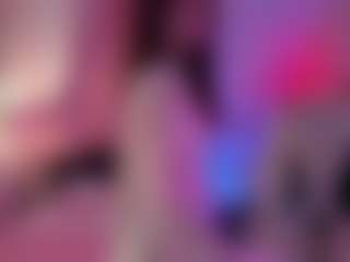Live cam show with Elvienne - Smoke on Chatstar