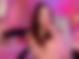 Live cam show with Elvienne - Slave on Camsoda