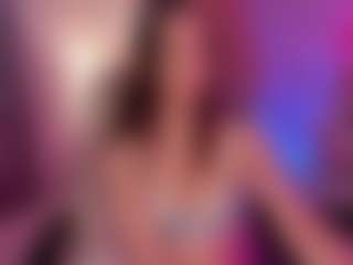 Live cam show with Elvienne - Moaning on Dolls Live