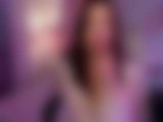 Live cam show with Elvienne - Green Eyes on Fling VIP Chat