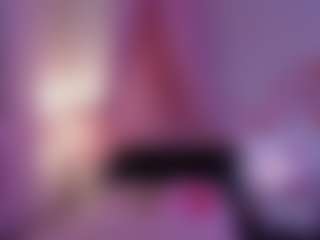 Live cam show with Elvienne - Slave on live18s.com