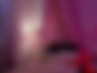 Live cam show with Elvienne - Ass Clapping on CamClone