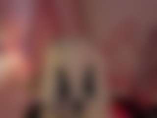 Live cam show with Elvienne - Gray Eyes on Camsoda