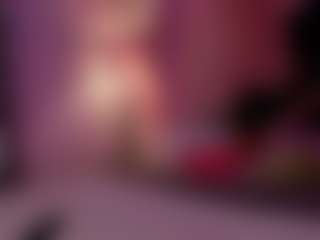 Live cam show with Elvienne - Gray Eyes on googirlz