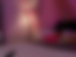 Live cam show with Elvienne - Green Eyes on Pornisteam.com
