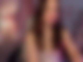 Live cam show with Elvienne - Ass Clapping on SmokeAndPoke
