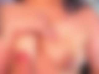 Live cam show with Lia-Harper-T - Normal on Camsoda