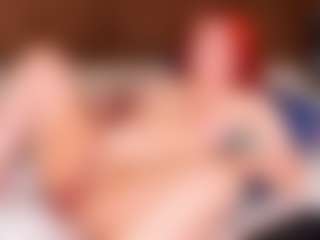 Live cam show with Lilly-Cassi - Red Hair on Camsoda