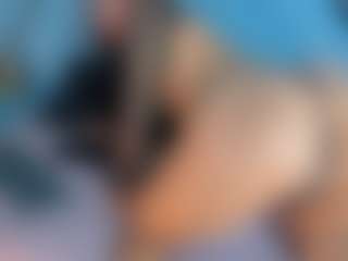 MoniYii07's Live Sex Cam Show