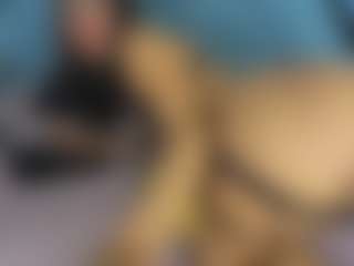 MoniYii07's Live Sex Cam Show