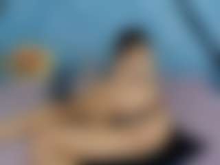 MoniYii07's Live Sex Cam Show