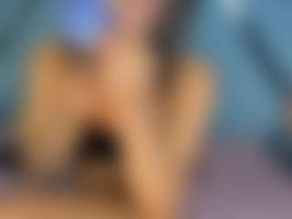 Spettacolo in cam dal vivo con MoniYii07 - Young Adult su Camsoda