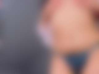 Live cam show with Sofia-Conner - Body Massage on Camming Site