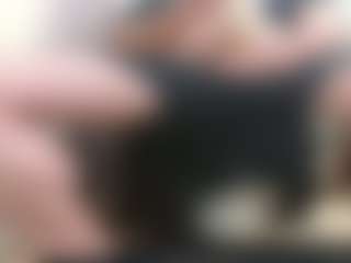 Live cam show with IM_5TR8_MAN - Hazel Eyes on StripNow