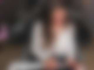 Live cam show with TrishaMoore - Hot on pussylord.com
