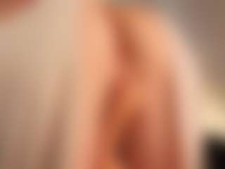 Valenora1's Live Sex Cam Show