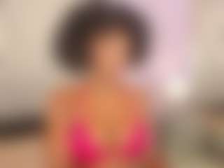 Live cam show with AmiraJones - Black Blowjob on sexylive.show