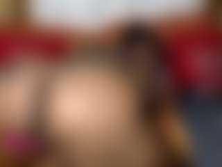 Creamyamber69's Live Sex Cam Show
