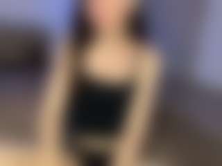 Live cam show with EstaMenucci - Facial on galaxygirlnitro.com