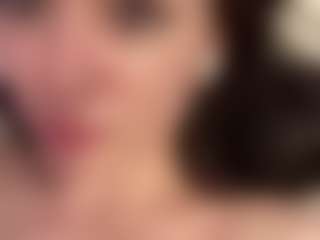 EstaMenucci's Live Sex Cam Show