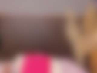 Live cam show with SamantaBrown - Cosplay on Hubzter Live