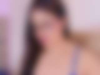 Live cam show with SamantaBrown - Fucking on Fling VIP Chat