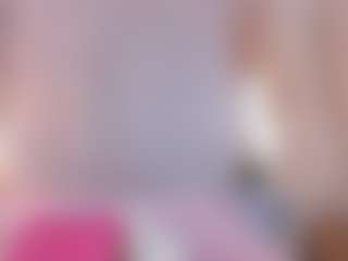 Live cam show with SamantaBrown - Fucking on Camsoda