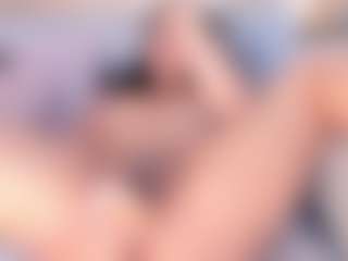 Live cam show with SamantaBrown - Cosplay on Milfs Live