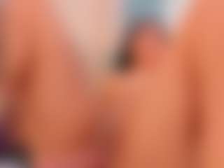 Live cam show with Samaantha - Pornstar Public on CamClone