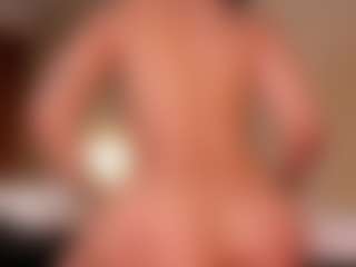 Live cam show with Samaantha - Small Tits on x69.live