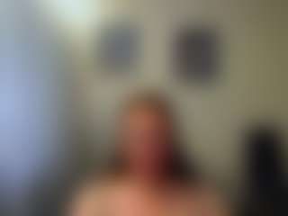Live cam show with TinaTiSweet - Middle Aged on StripNow