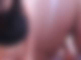 Live cam show with cina-moon - Chubby on AdultVida.com