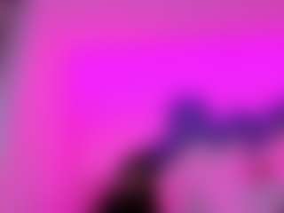 Live cam show with dreamleah - Nipple Piercings on Fling VIP Chat