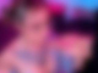 Live cam show with dreamleah - Nipple Piercings on livesuperchat.net