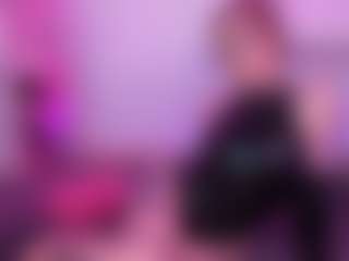 Live cam show with dreamleah - Red Hair on madthumbs