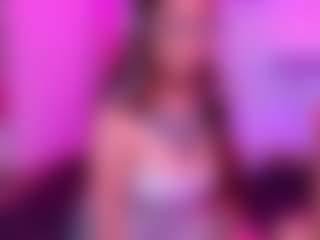 Show live cam dengan dreamleah - Red Hair di Camsoda