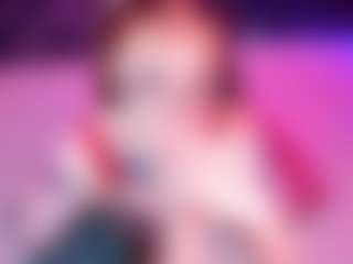 Live cam show with dreamleah - Red Hair on CamSodaAdn