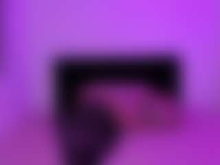 Live cam show with Isabella_ariass - Body Massage on Camsoda