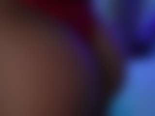 Live cam show with XandraBae - Green Eyes on Fling VIP Chat