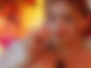 Live cam show with Amberseyes - Joi on Livezox