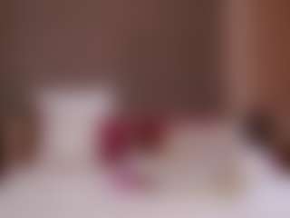 EllaLux's Live Sex Cam Show