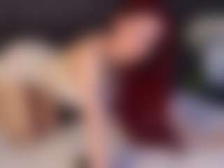 Live cam show with MargoReed - Bikini on StripNow