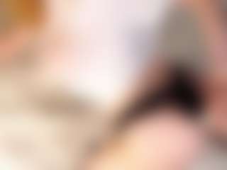 Live cam show with MillyQuijano - Average on fuklive.com