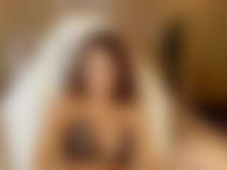 Live cam show with Amy-Martin - Public Brown Hair on SquirtSoMuch