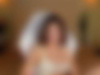 Live cam show with Amy-Martin - Normal on Milf Play