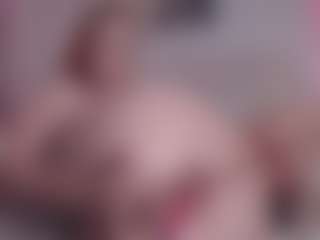 Live cam show with ember-luna - Red Hair on AdultVida.com