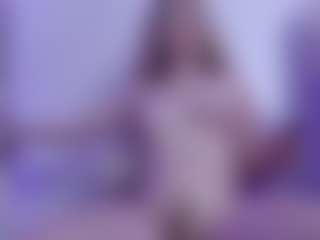 Live cam show with ember-luna - Smoking on Camiplay Live