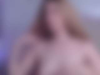 ember-luna's Live Sex Cam Show