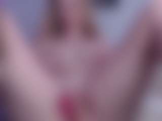Live cam show with ember-luna - Gape on SinfulBabes