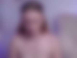 Live cam show with ember-luna - Butt Plug on Free Soda